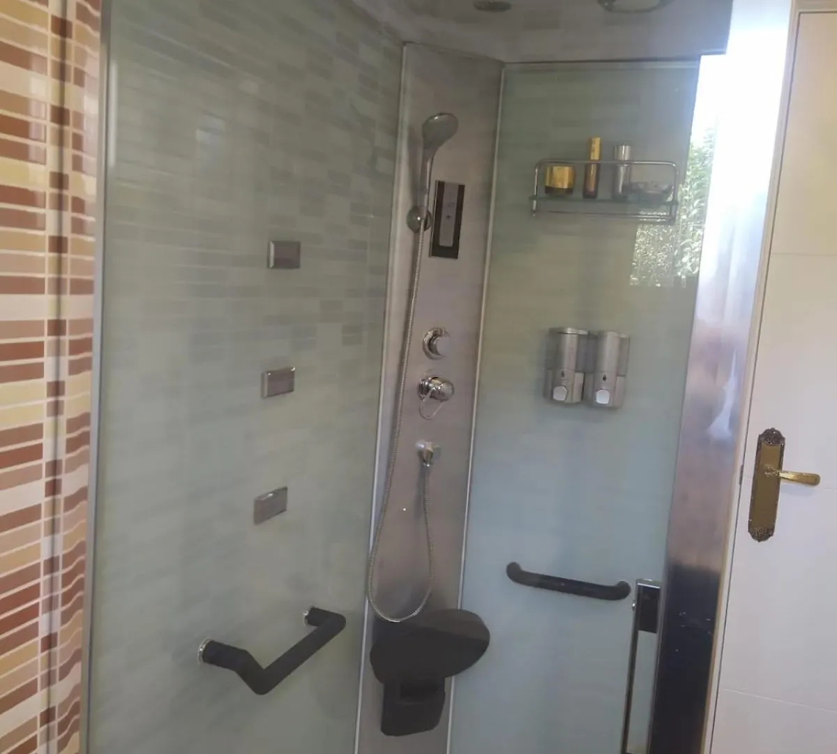 Habitacion Ойярсун 0*,  Испания